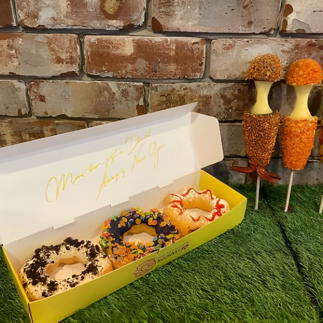 Doughnuts (3 Pieces).
